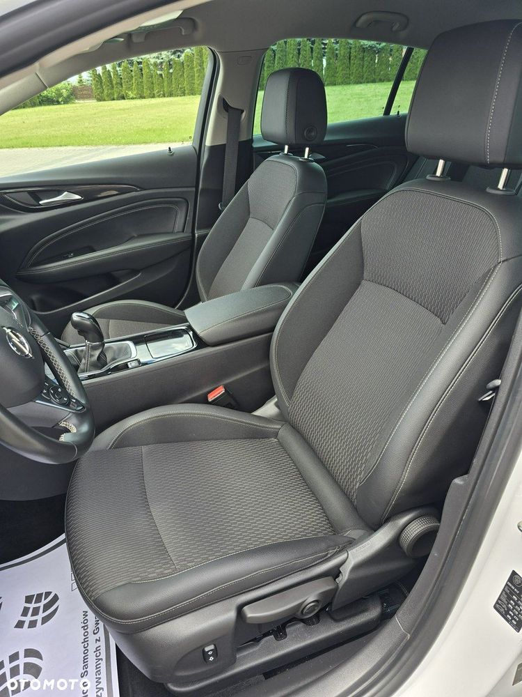 Opel Insignia - 20