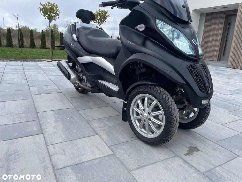 Piaggio MP-3 - 8