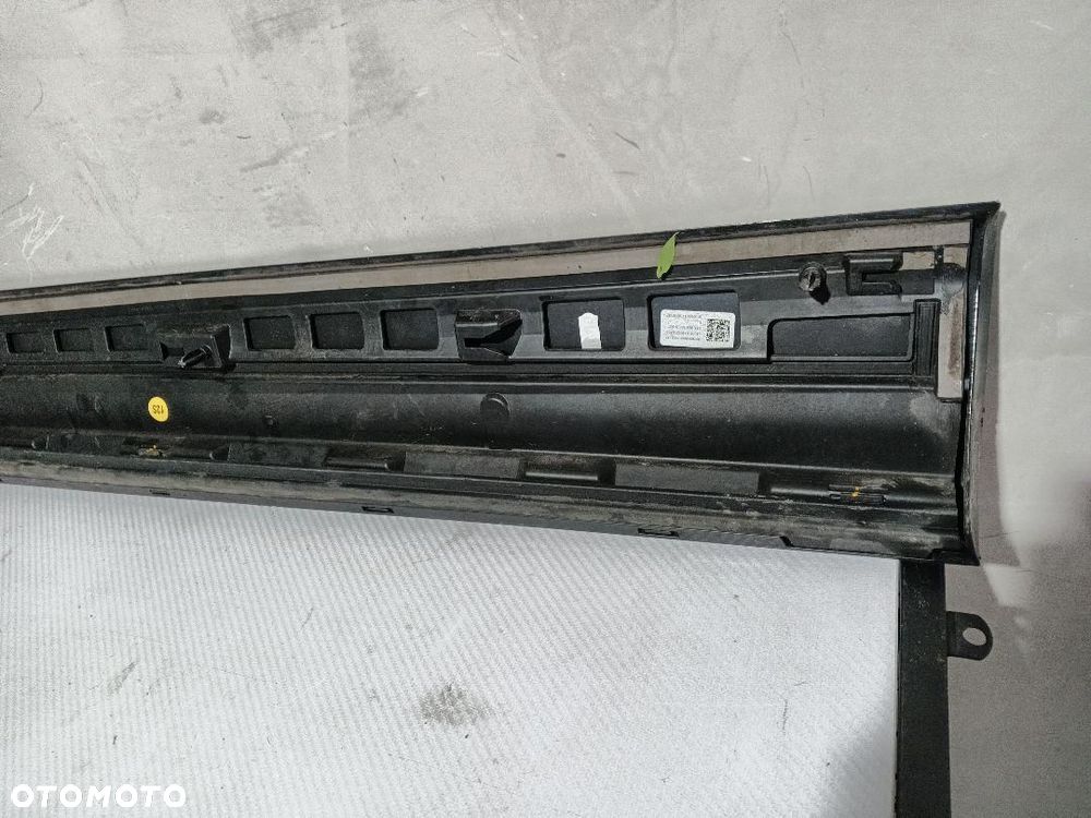 LISTWA DRZWI PRAWY PRZÓD AUDI Q2 81A 81A853960 - 6