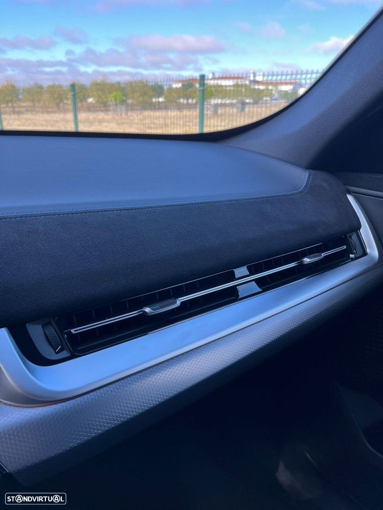 BMW X1 xDrive25e Pack Desportivo M - 14