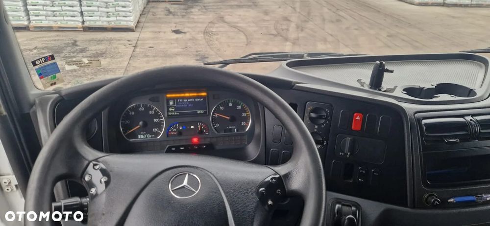 Mercedes-Benz AXOR 1829 - 14