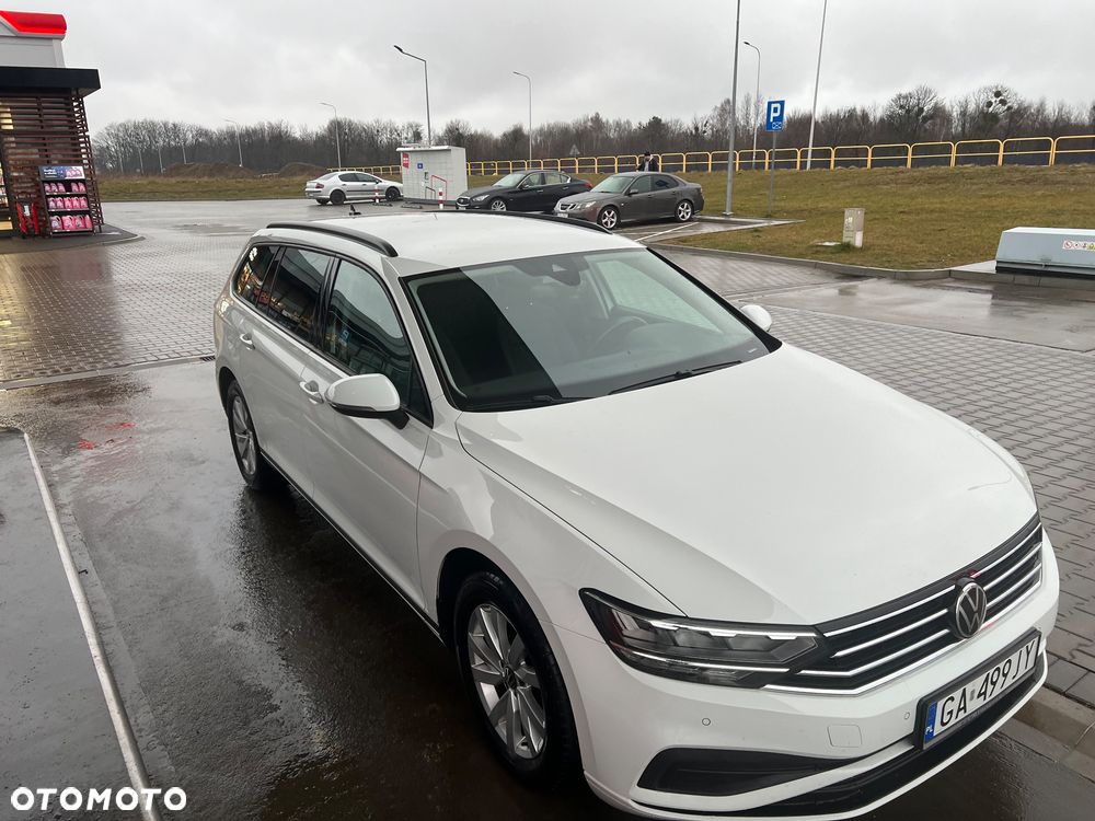 Volkswagen Passat 2.0 TDI EVO Elegance DSG - 5