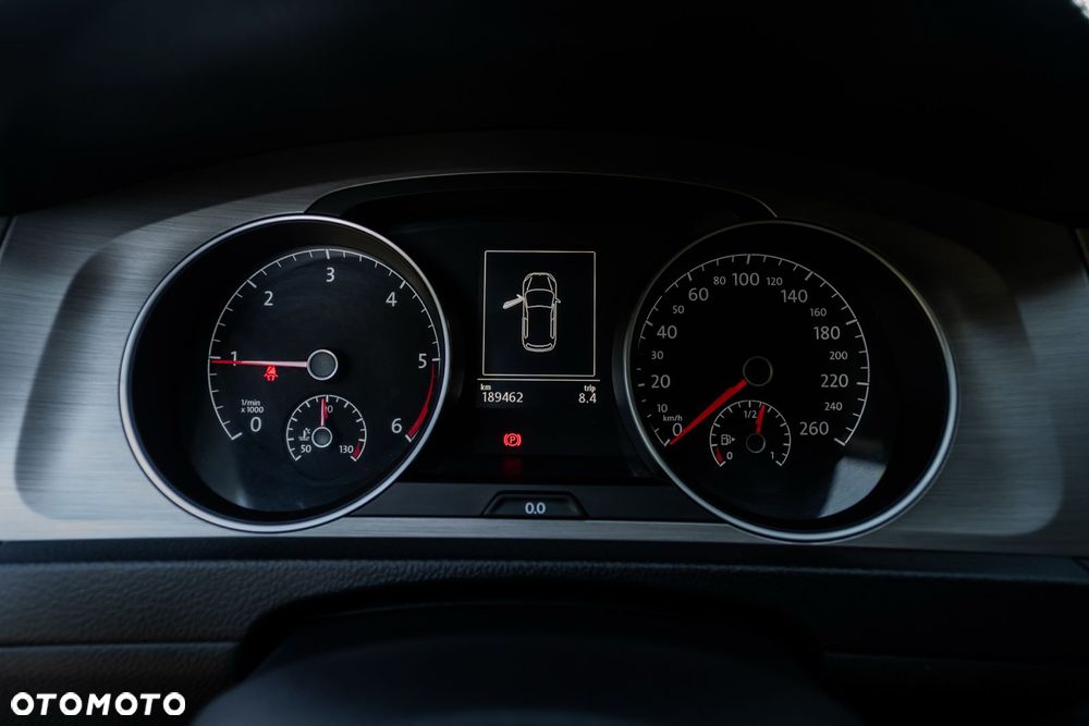 Volkswagen Golf 2.0 TDI BlueMotion Technology Edition - 29