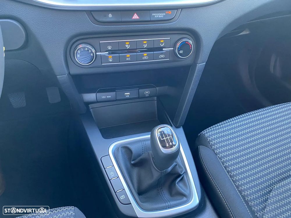 Kia XCeed - 27