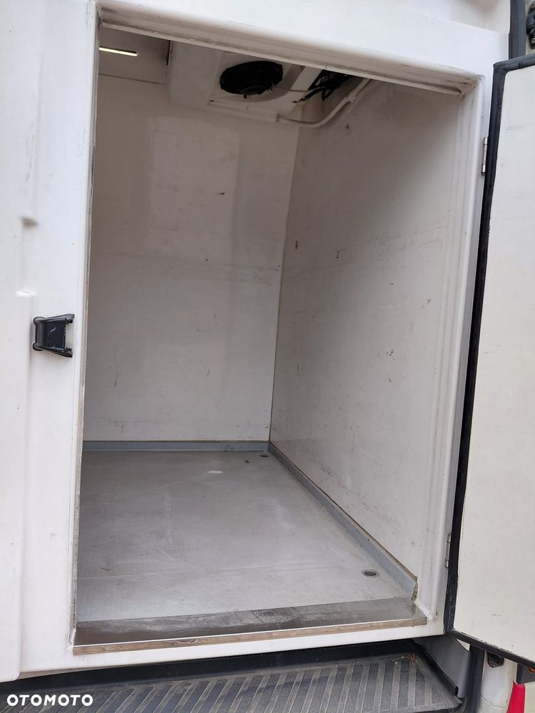 Volkswagen CRAFTER - 16