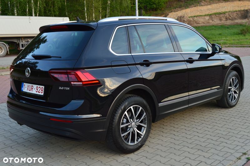 Volkswagen Tiguan - 5