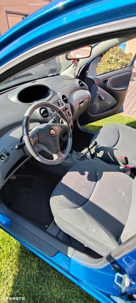 Toyota Yaris - 9