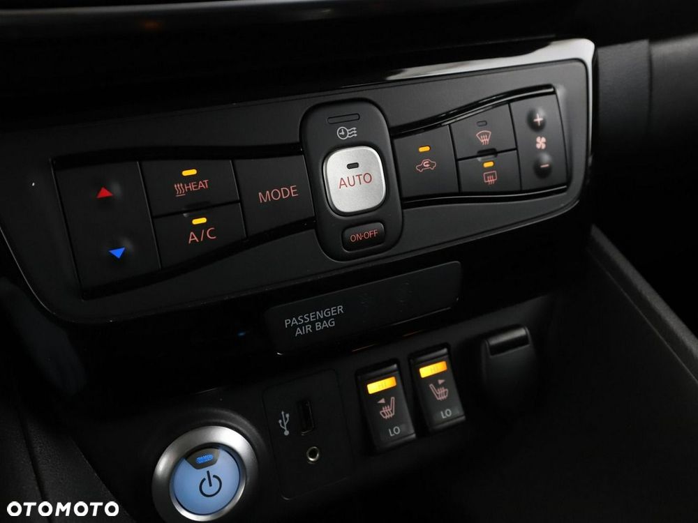 Nissan Leaf - 28