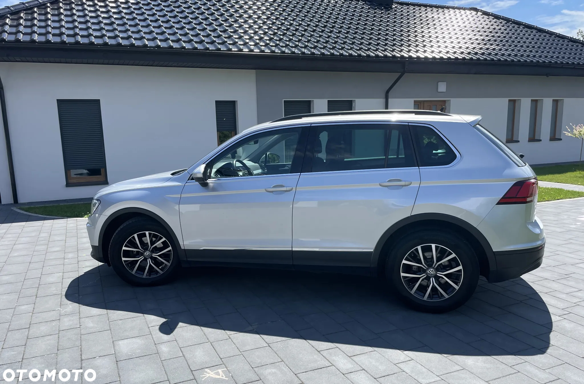 Volkswagen Tiguan - 9