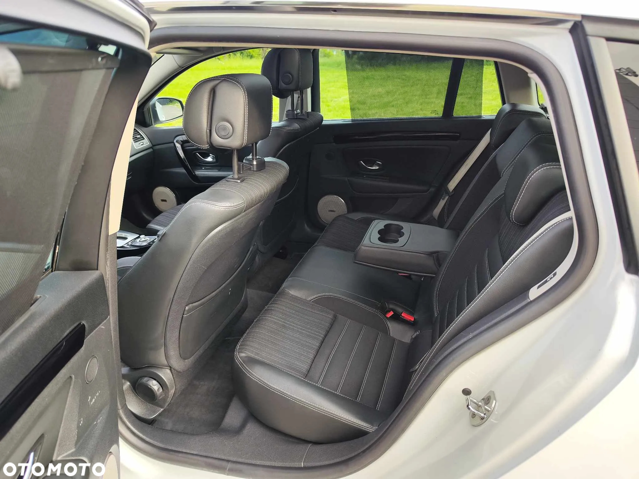 Renault Laguna Grandtour dCi 110 FAP EDC Bose Edition - 20