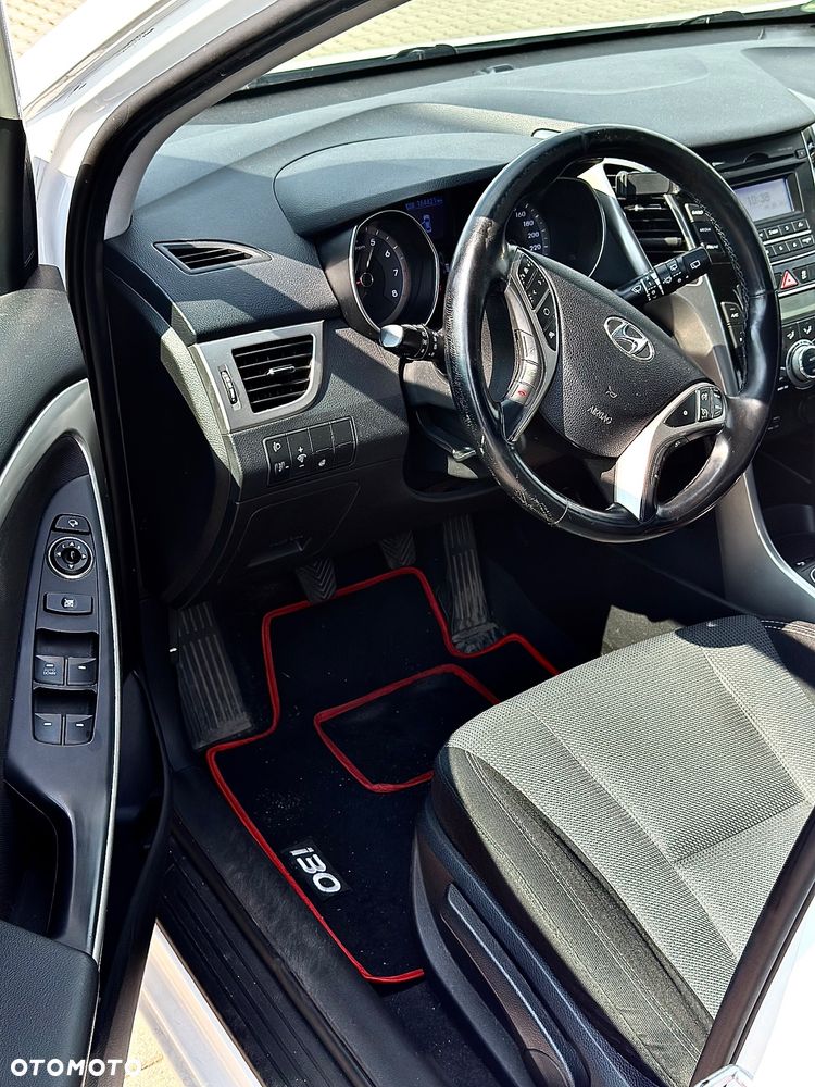 Hyundai i30 1.6 Style - 9