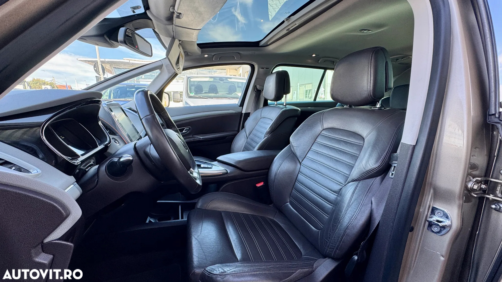 Renault Espace Energy dCi 160 EDC Intens - 11
