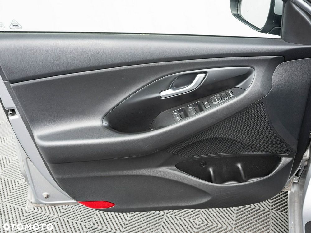 Hyundai i30 1.5 DPI Comfort - 9