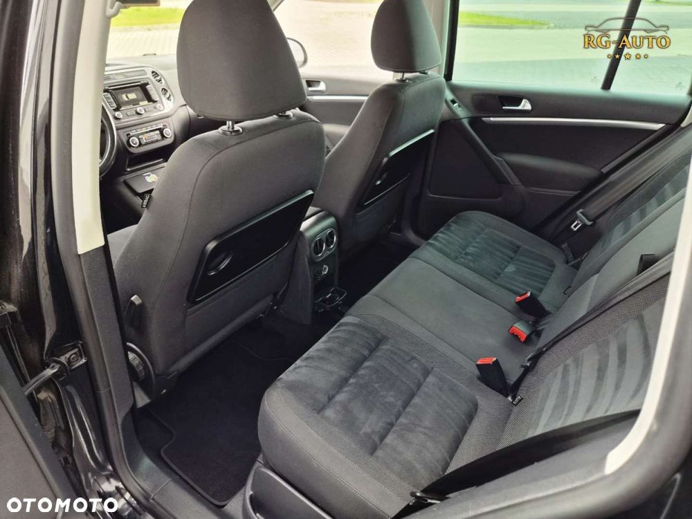 Volkswagen Tiguan - 32
