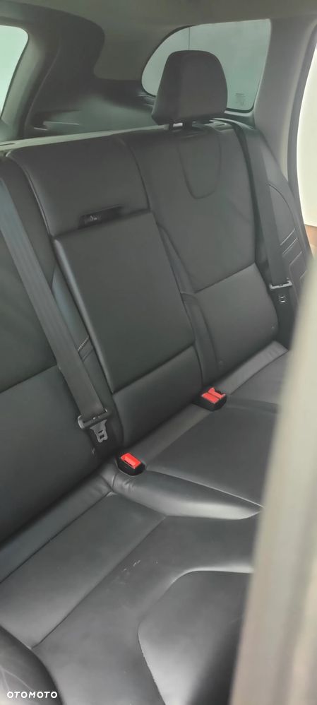 Volvo XC 60 D4 Drive-E Ocean Race - 13