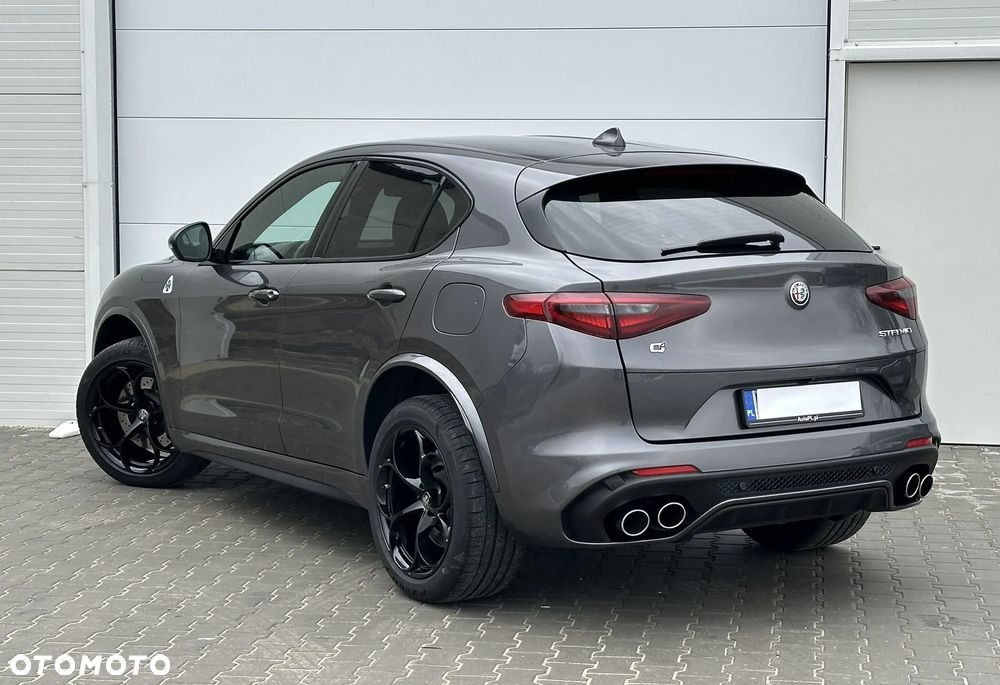 Alfa Romeo Stelvio 2.9 V6 Bi-Turbo Quadrifoglio Q4 - 10