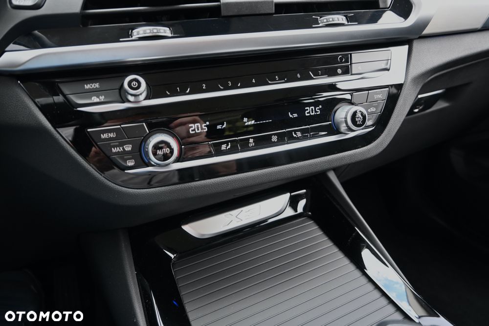 BMW X3 - 24