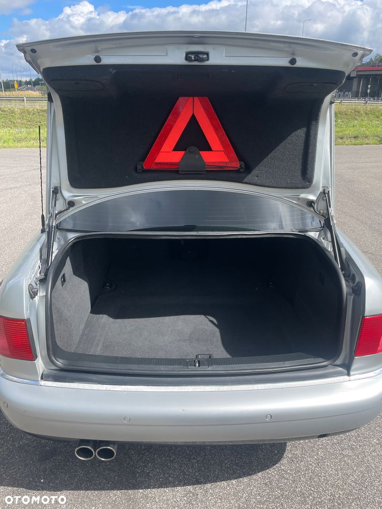 Audi A8 3.3 TDI Quattro Tiptronic - 13
