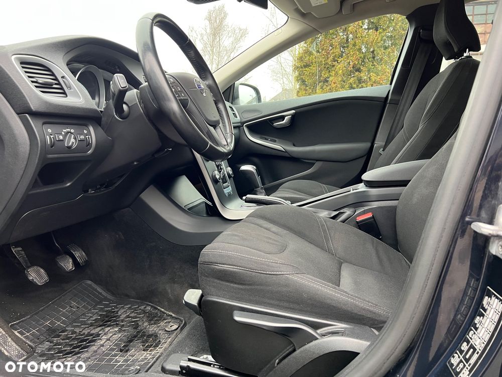 Volvo V40 D2 Kinetic - 11