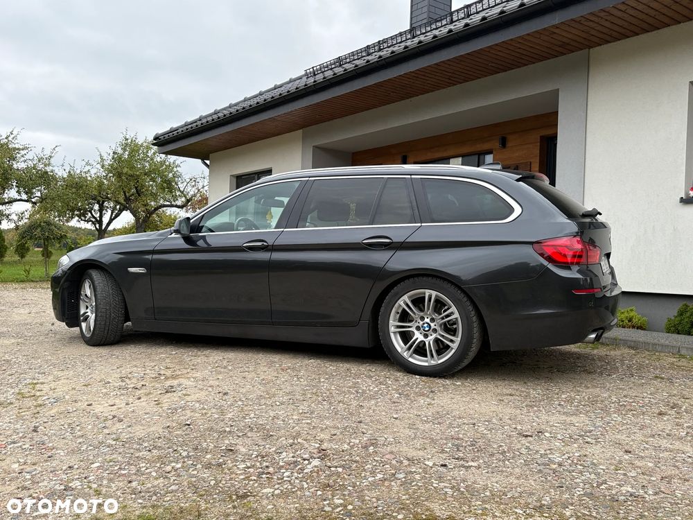 BMW Seria 5 525d xDrive - 3