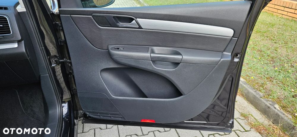 Volkswagen Sharan - 36