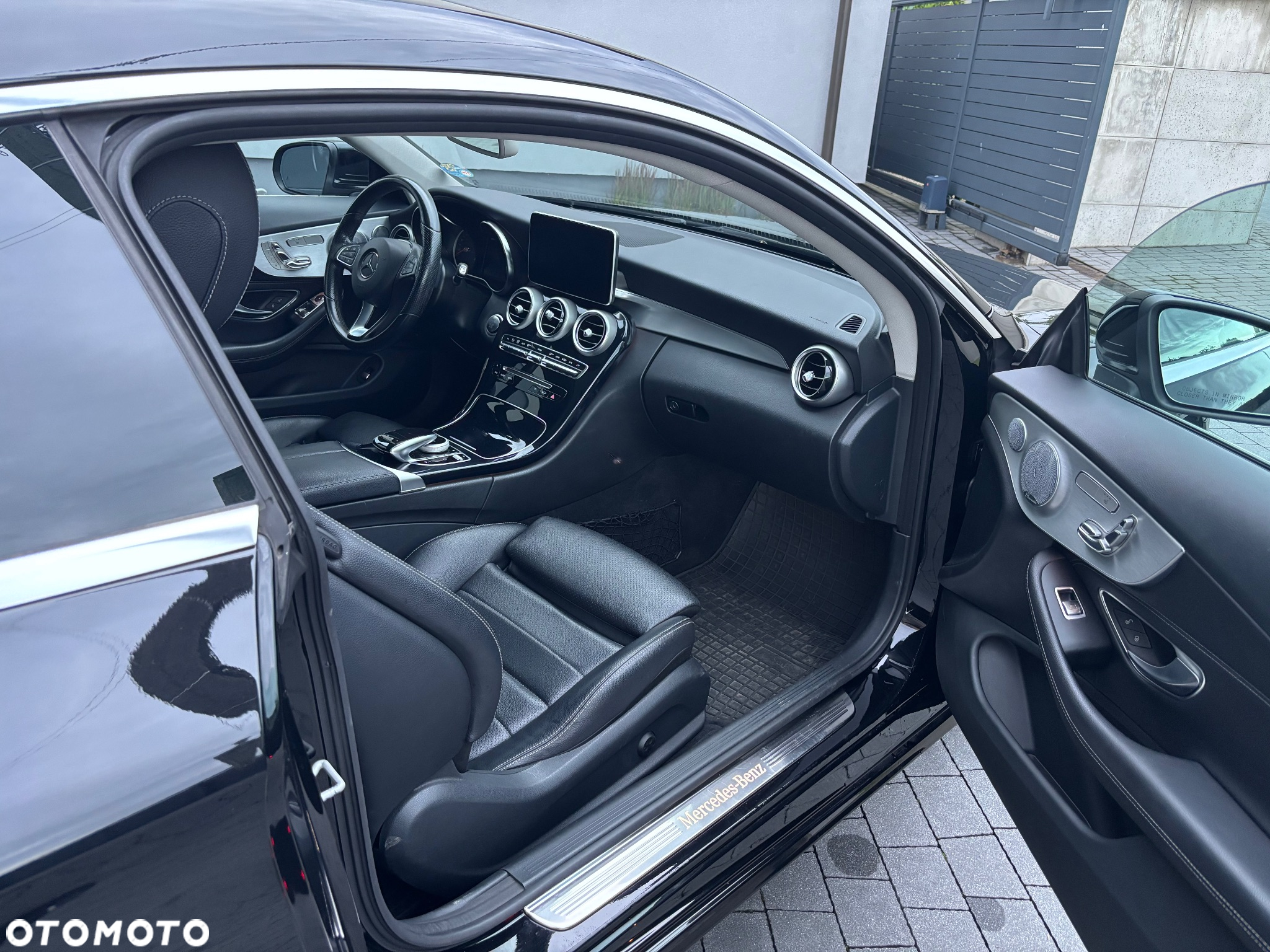 Mercedes-Benz Klasa C 300 Coupe 7G-TRONIC AMG Line - 10