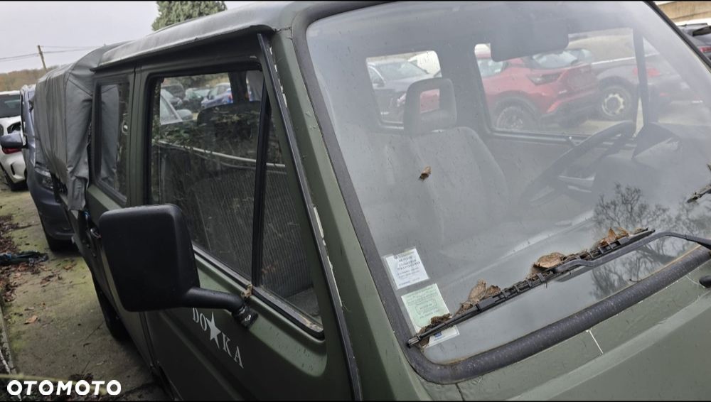 Volkswagen Transporter - 14