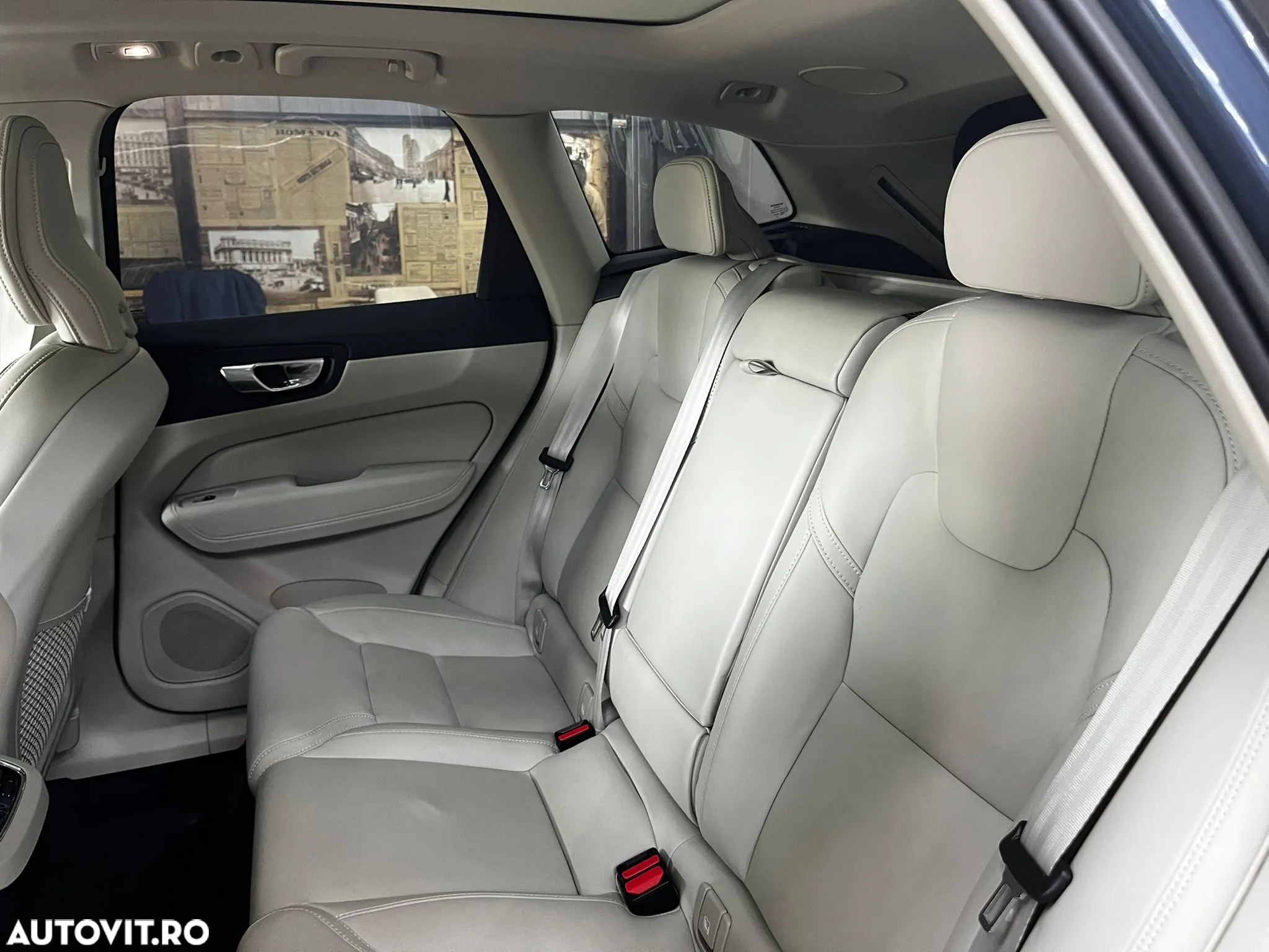 Volvo XC 60 B5 MHEV AT8 AWD Inscription - 28