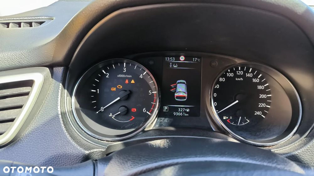 Nissan Qashqai 1.6 DCi Xtronic ACENTA - 23