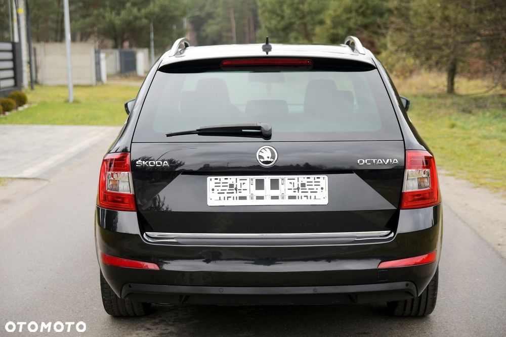 Skoda Octavia 2.0 TDI L&K DSG - 35