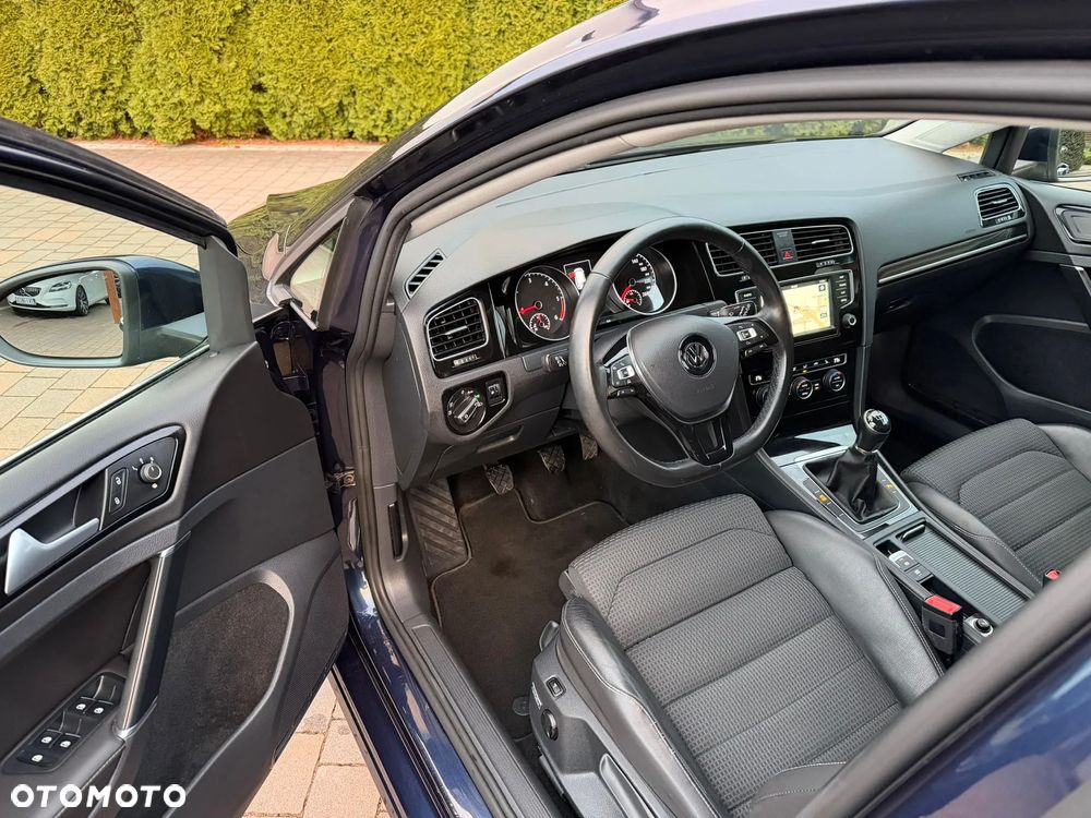 Volkswagen Golf 1.6 TDI BMT Highline - 11