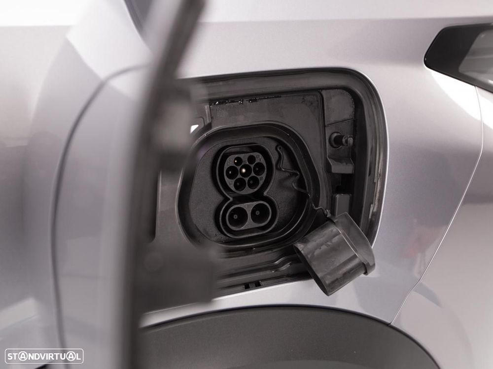 Peugeot E-3008 73 kWh Allure - 13