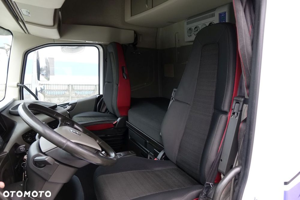 Volvo FH 500 GLOBETROTTER / ADR / STANDARD / AUTOMAT / EURO 6 / HYDRAULIKA / KLIMATYZACJA POSTOJOWA / LODÓWKA - 19