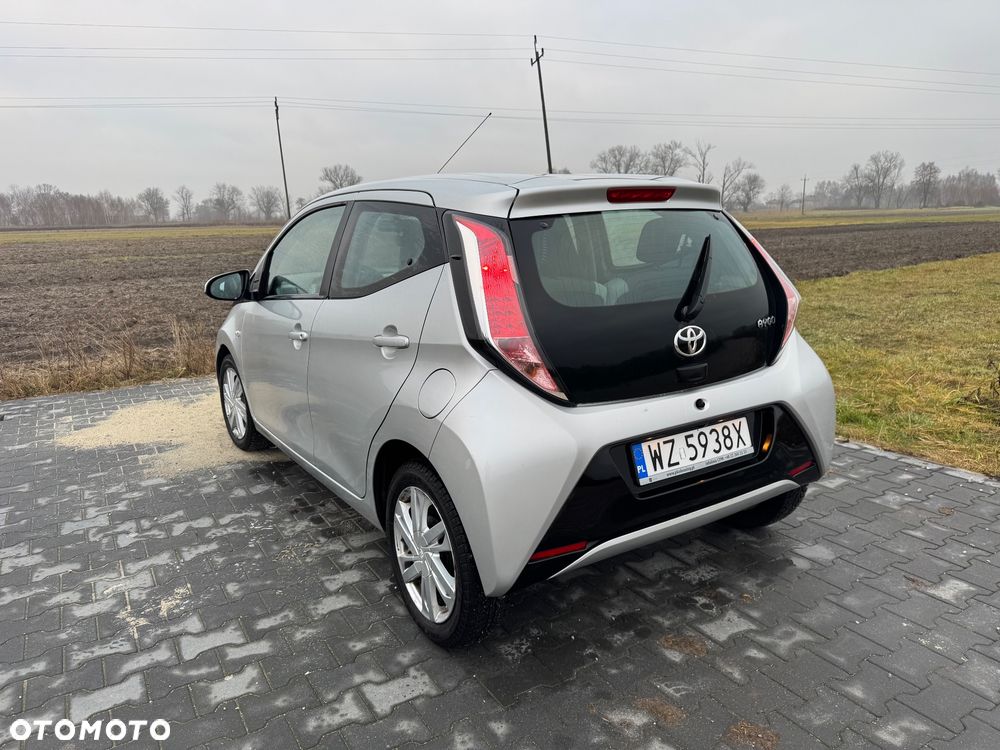 Toyota Aygo x-cite - 4