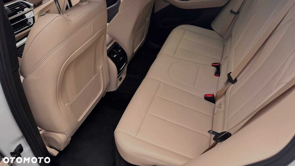 BMW X3 - 7