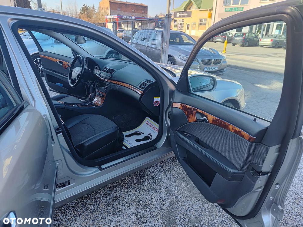 Mercedes-Benz Klasa E 220 CDI Automatik Avantgarde - 24