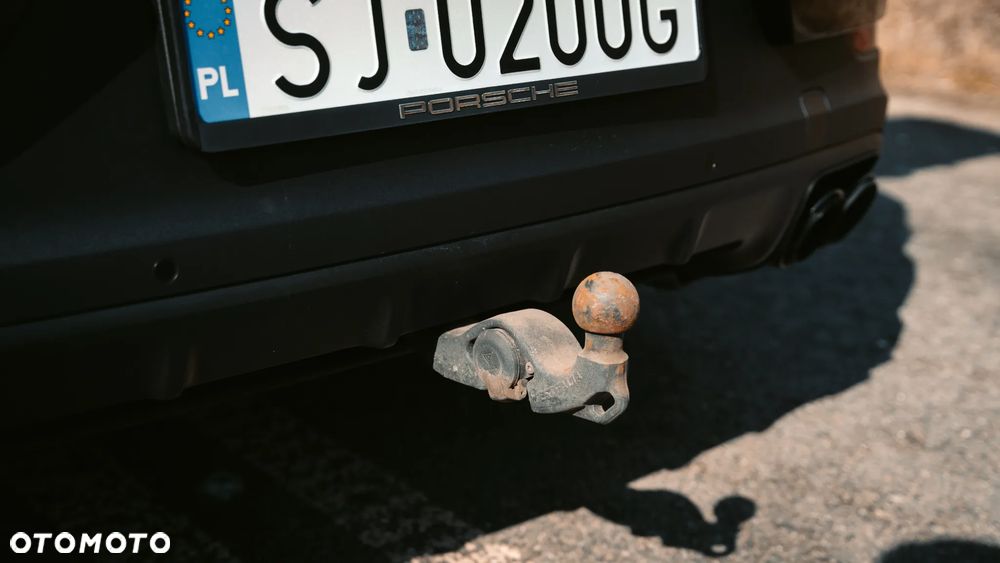 Porsche Cayenne - 22