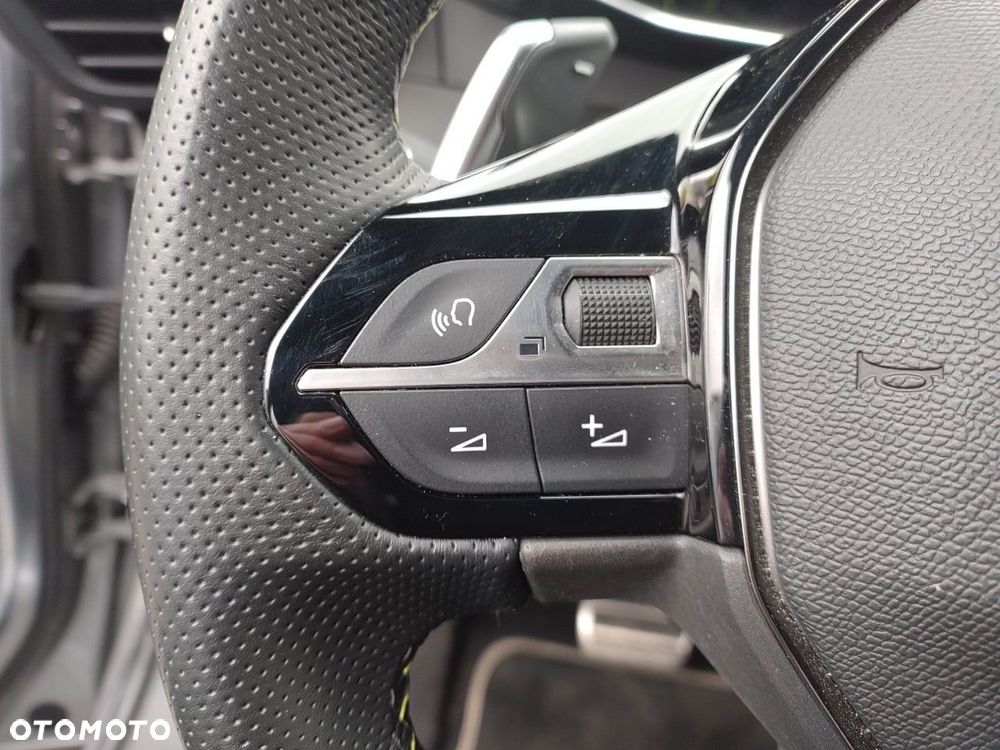 Peugeot 2008 1.2 PureTech GT S&S EAT8 - 16