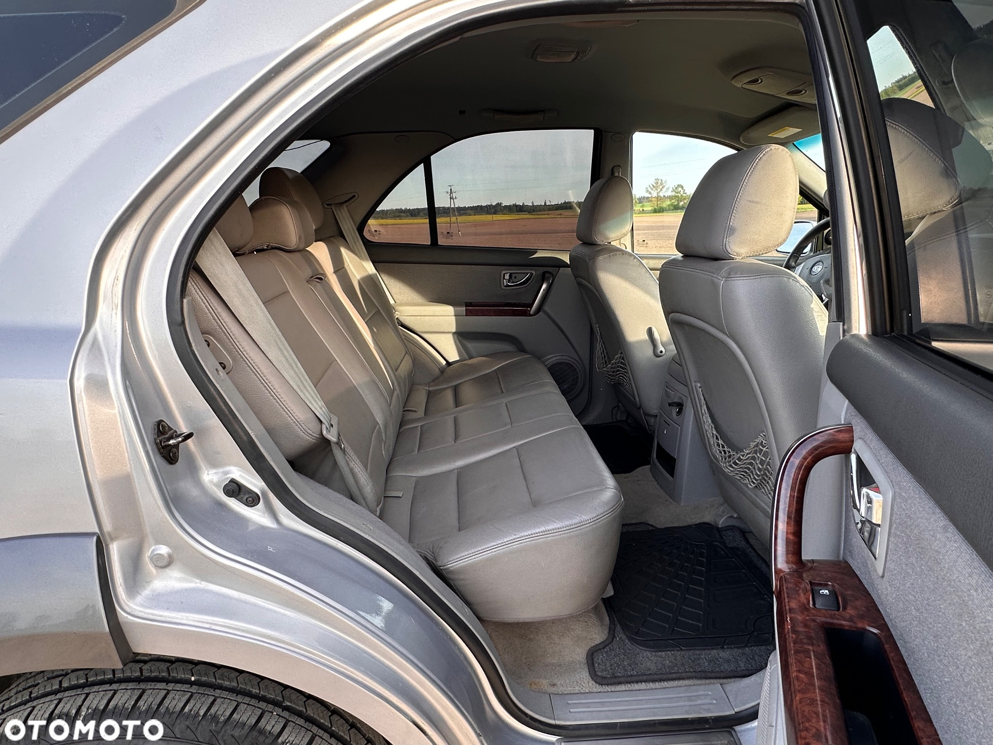 Kia Sorento - 9