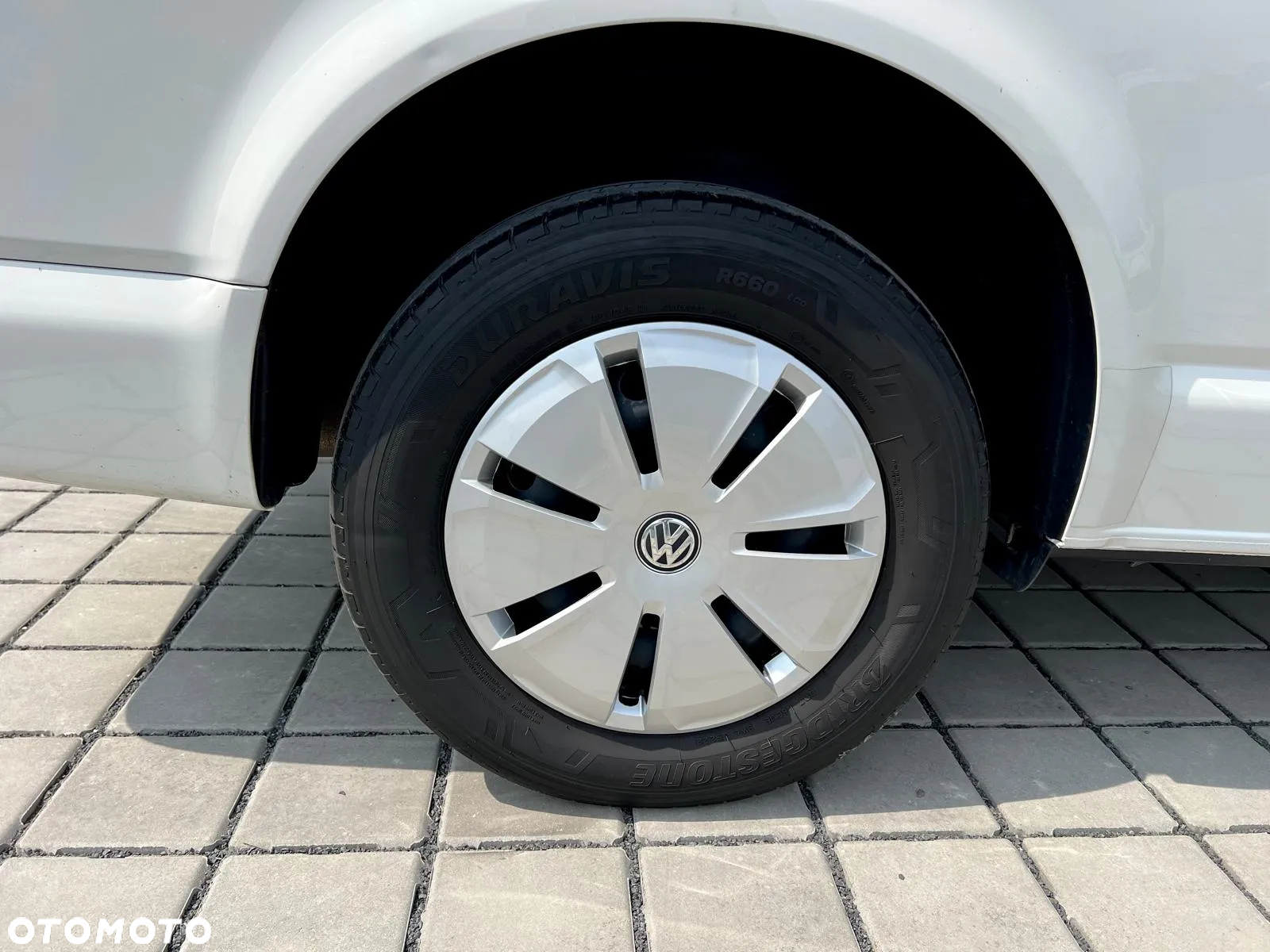 Volkswagen Caravelle 6.1 2.0 TDI L2 Trendline - 13