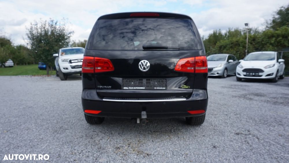 Volkswagen Touran 1.4 TSI DSG Comfortline - 4