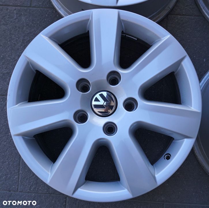 VW Porsche 17x7,5/5x130x71,5 ET50 F48 - 8