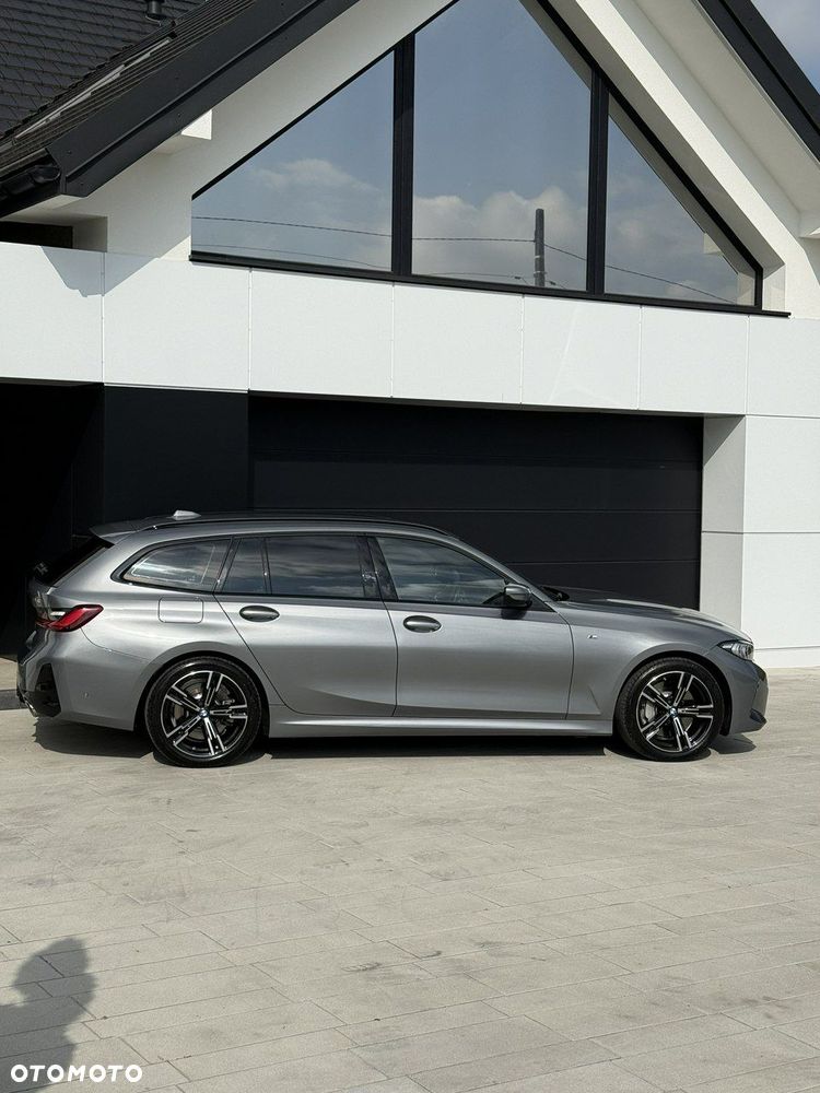 BMW Seria 3 330i xDrive M Sport sport - 27