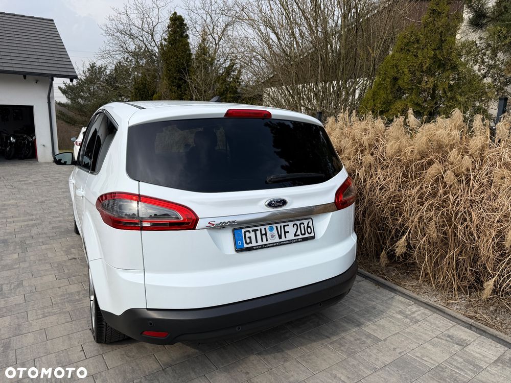Ford S-Max 2.0 TDCi DPF Titanium - 4