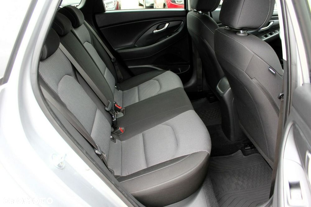 Hyundai i30 1.0 T-GDI Modern - 11