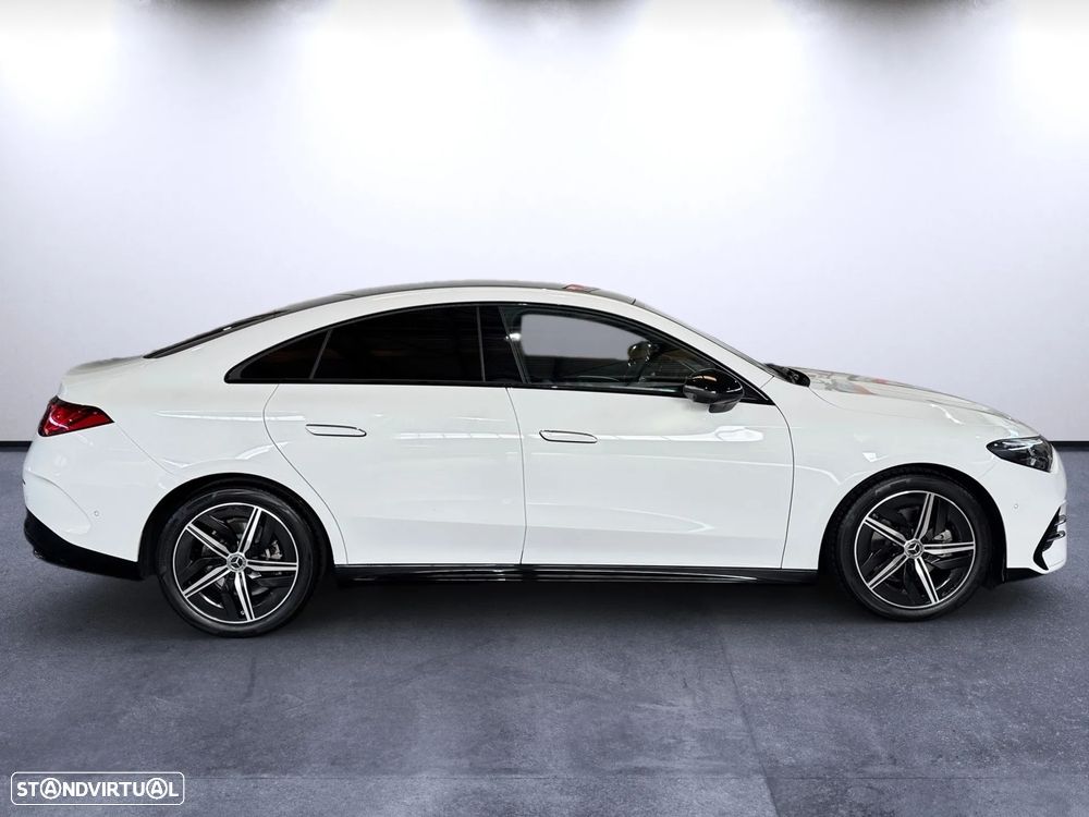 Mercedes-Benz CLA 180 Standard - 5