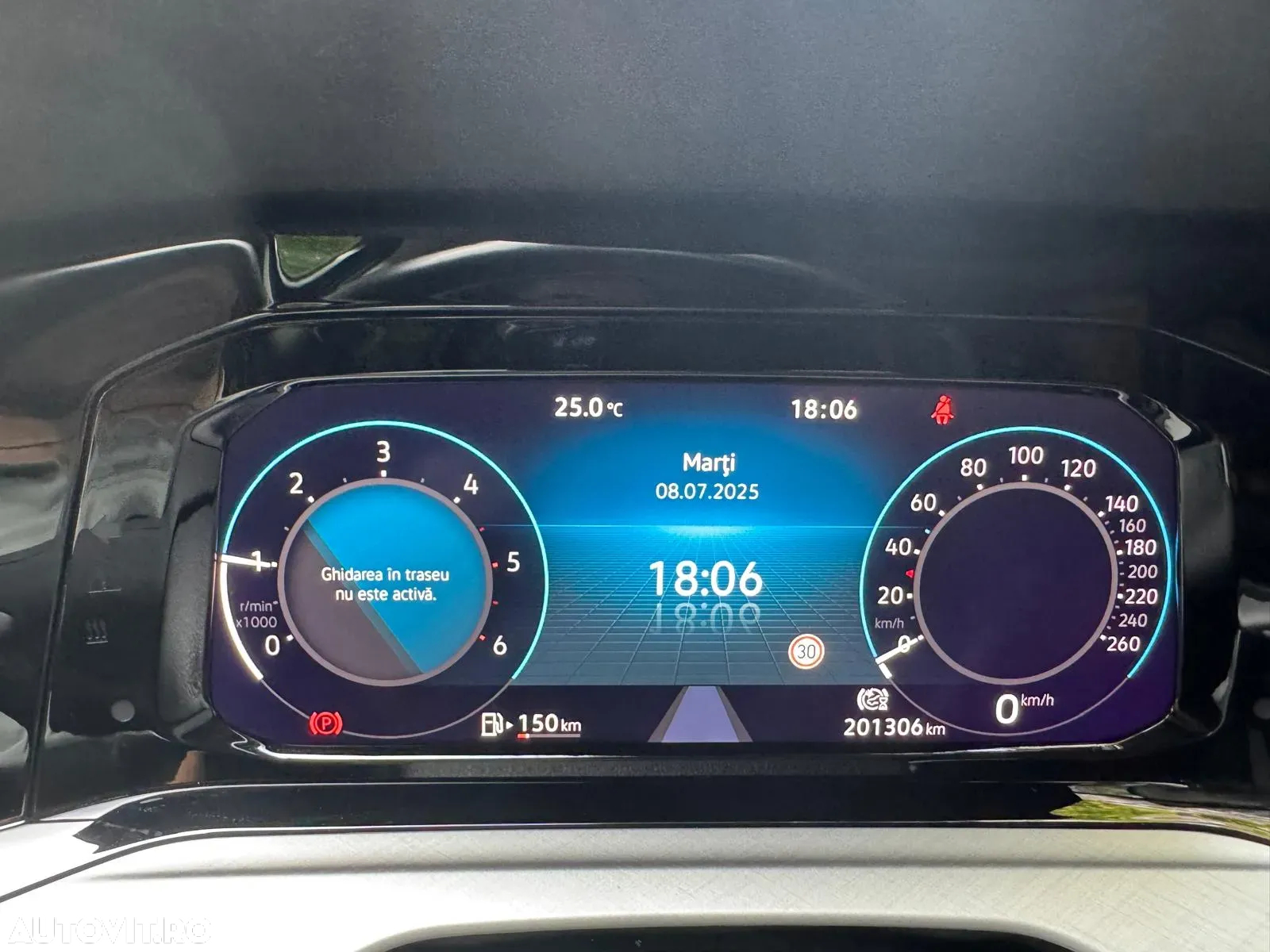 Volkswagen Golf Variant 2.0 TDI SCR Life - 31