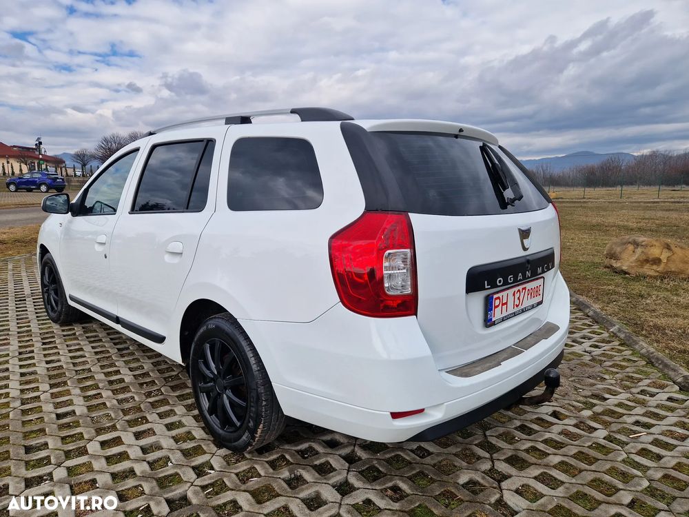 Dacia Logan TCe 90 Celebration - 11