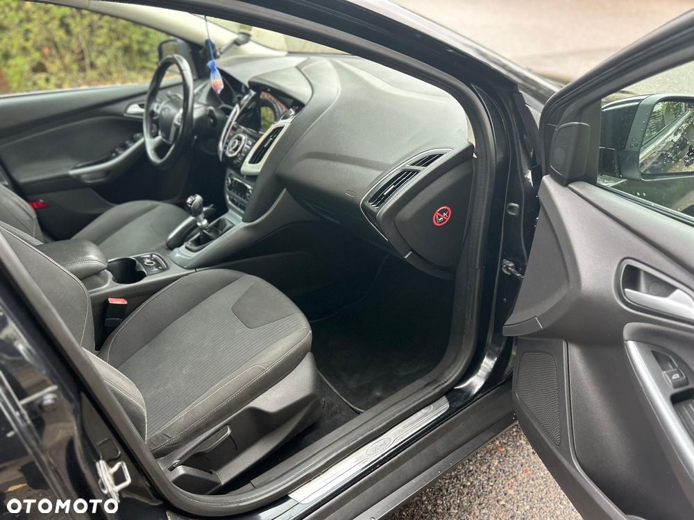 Ford Focus 1.6 EcoBoost Titanium - 6
