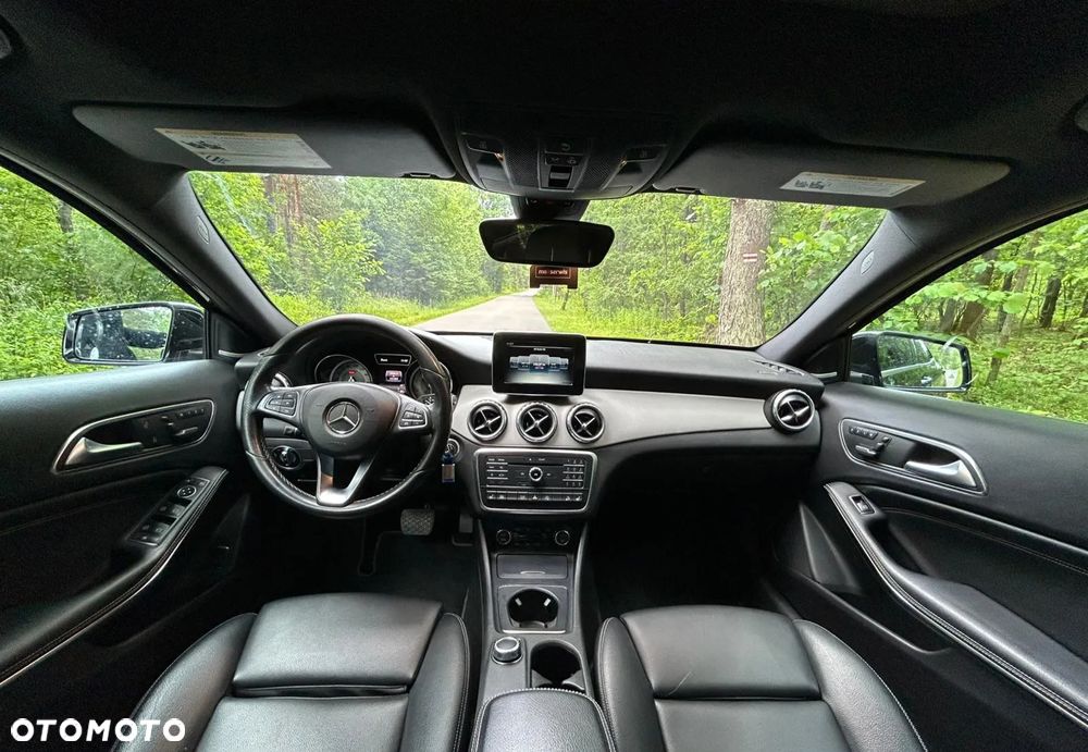 Mercedes-Benz GLA 250 4-Matic - 27